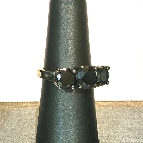 Genuine 2 CTs of 3 Black Diamonds 925 Sterling Silver Ring - Picture 3 of 12